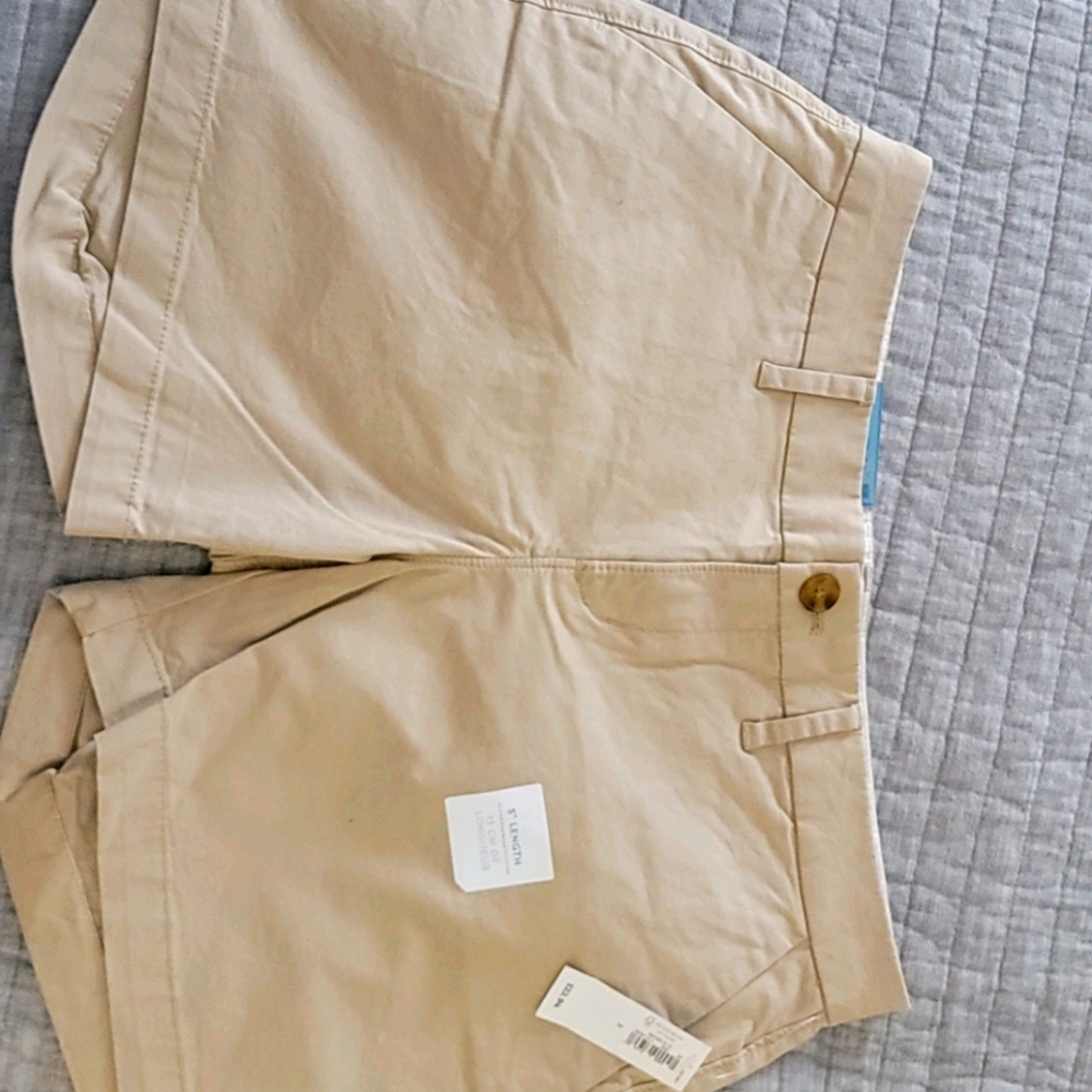 Old Navy beige shorts size 2